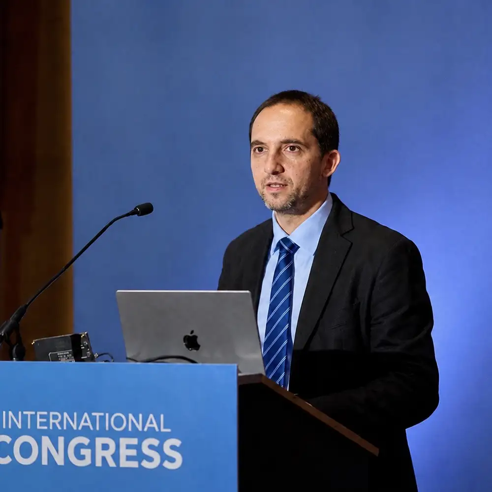 Guillem congrés internacional copia
